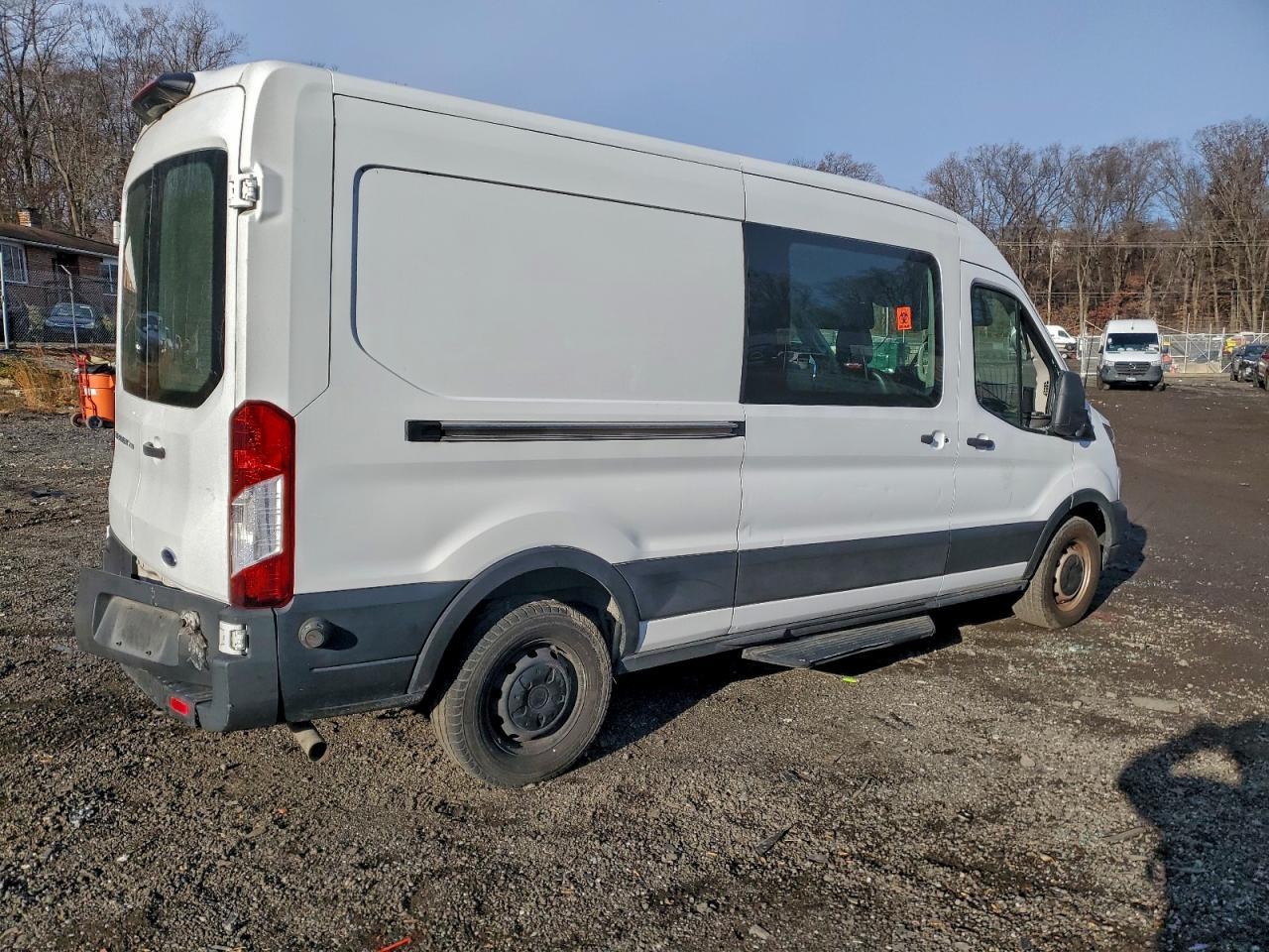 2021 FORD Transit