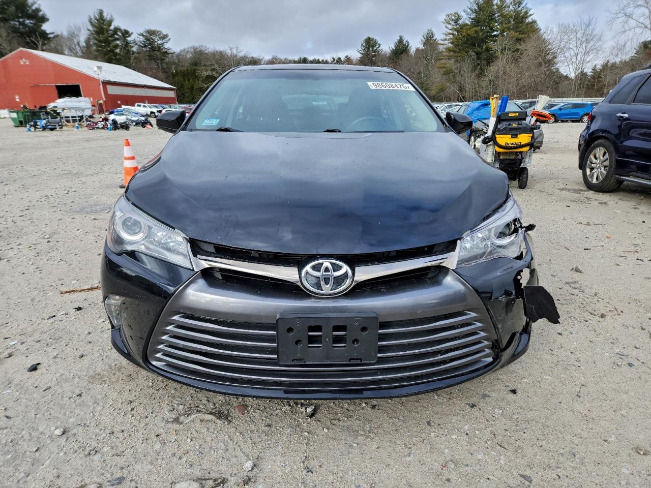 2016 TOYOTA CAMRY