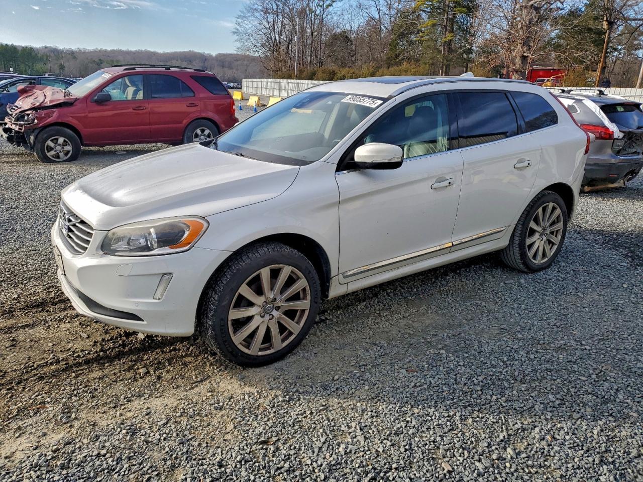 2017 VOLVO XC60
