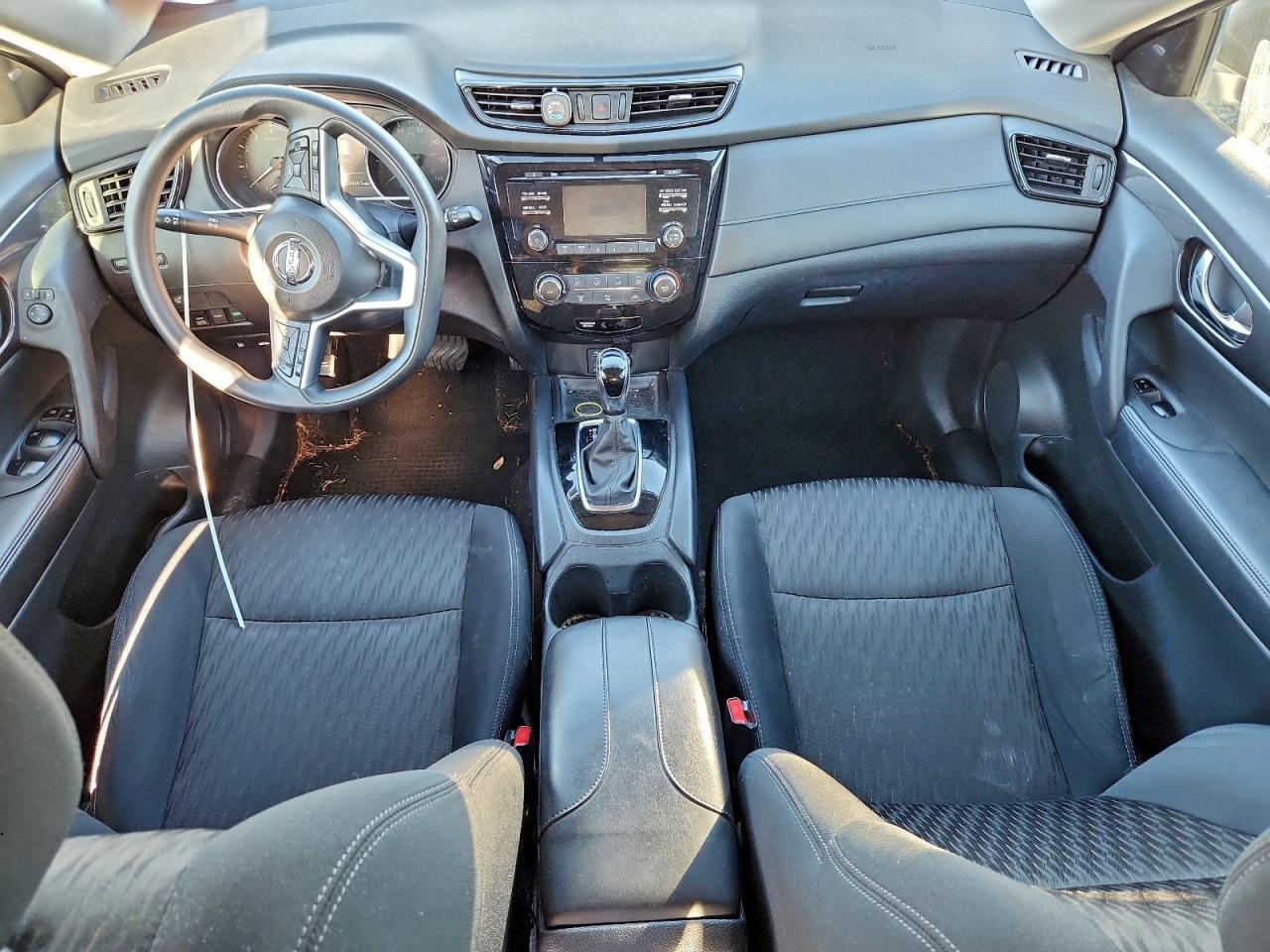 2017 NISSAN ROGUE