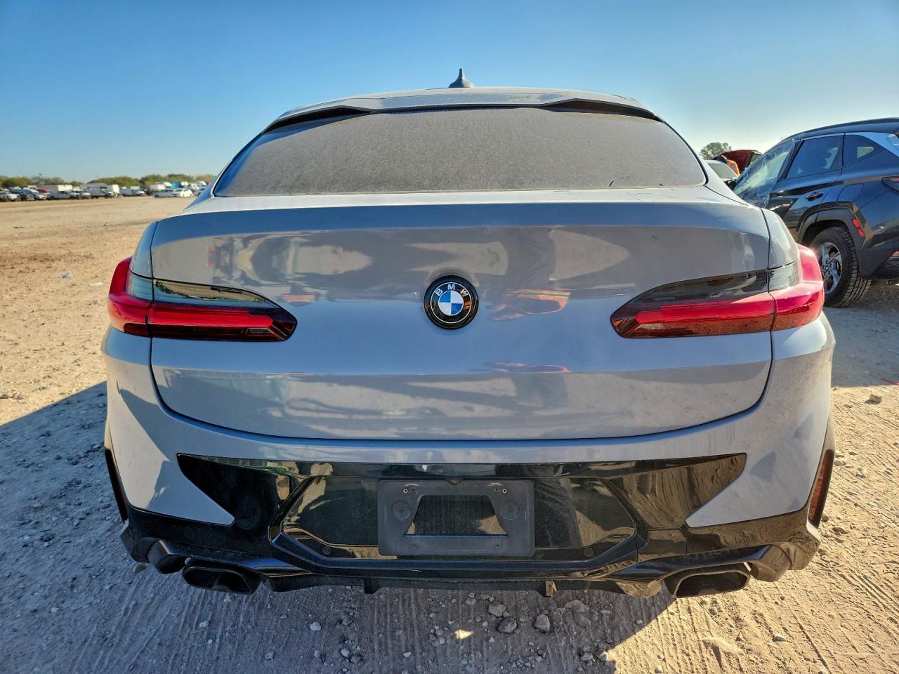 2025 BMW X4