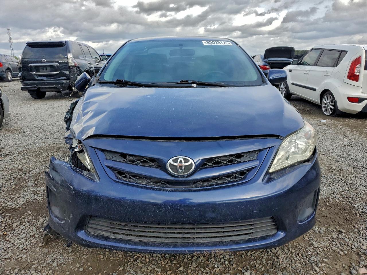 2011 TOYOTA COROLLA