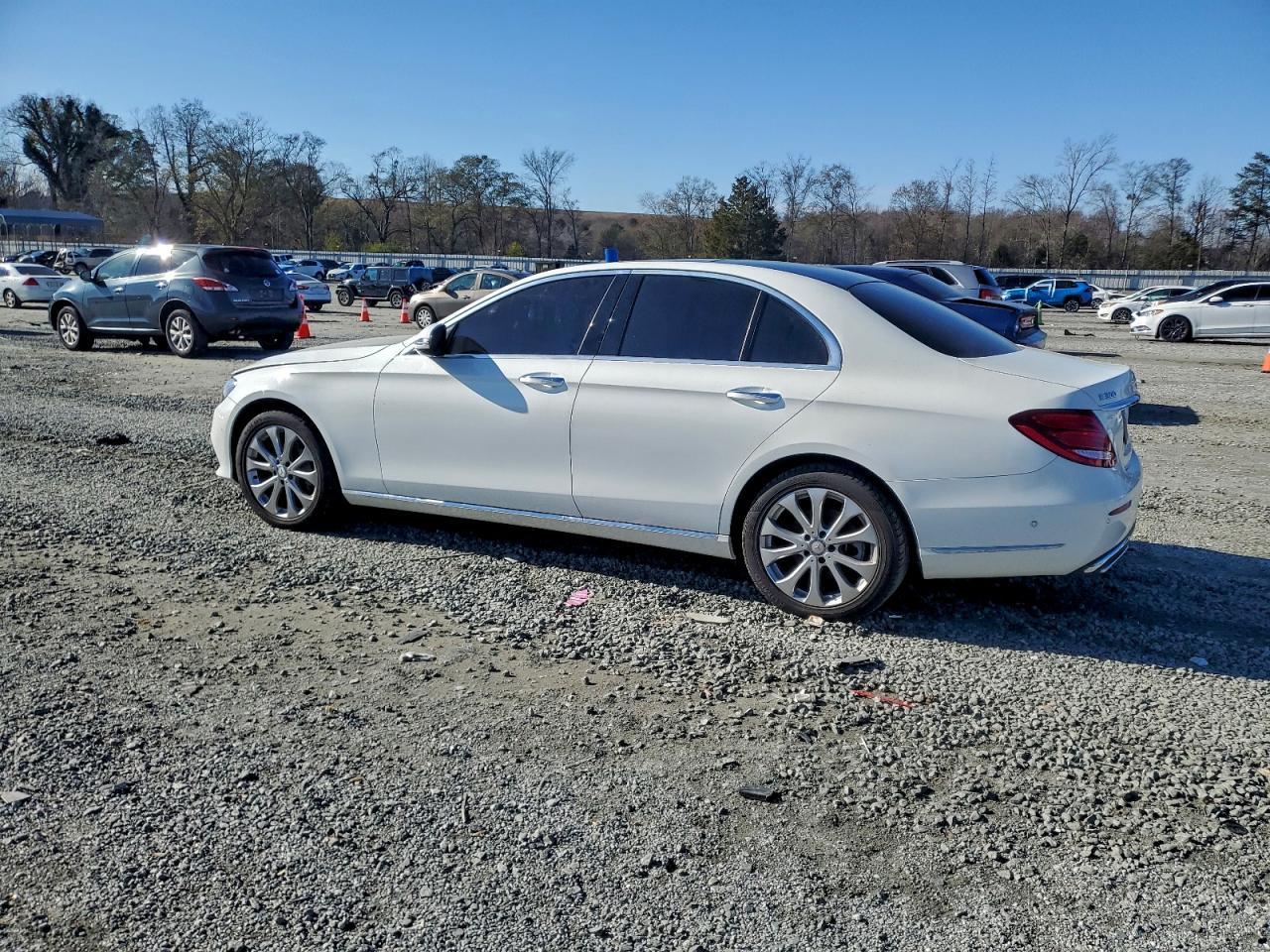 2017 MERCEDES-BENZ E-Class