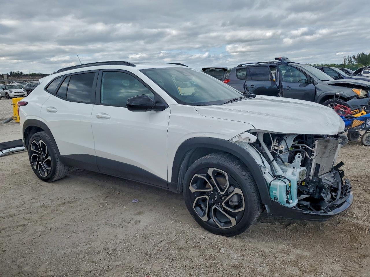 2025 CHEVROLET TRAX