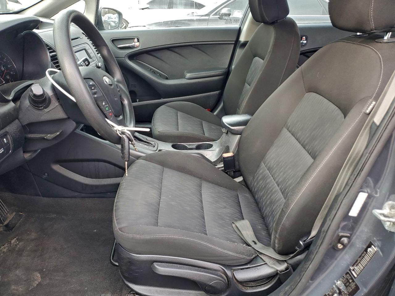 2016 KIA FORTE