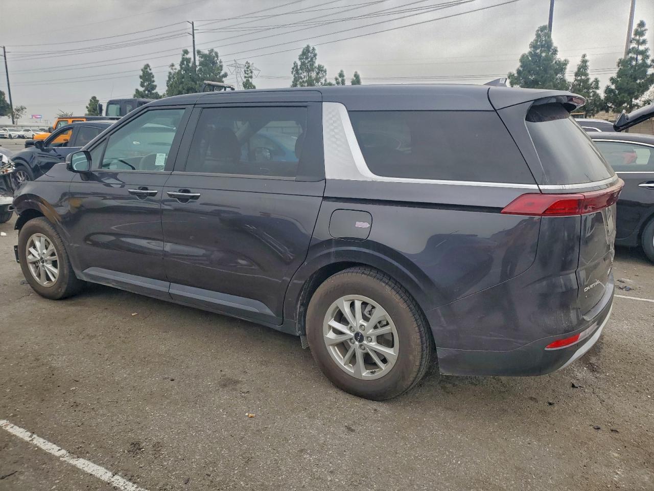 2024 KIA Carnival