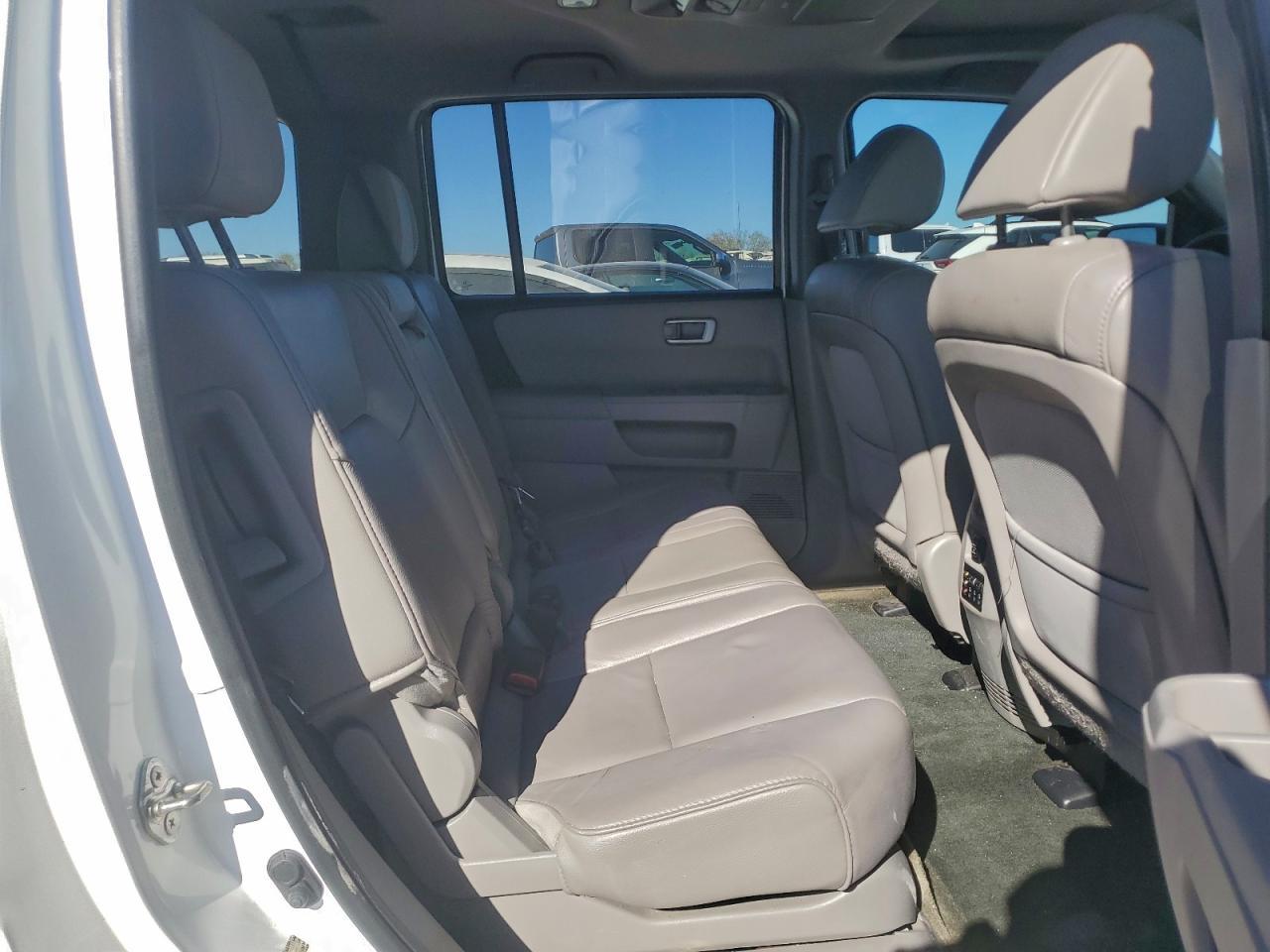 2014 HONDA PILOT