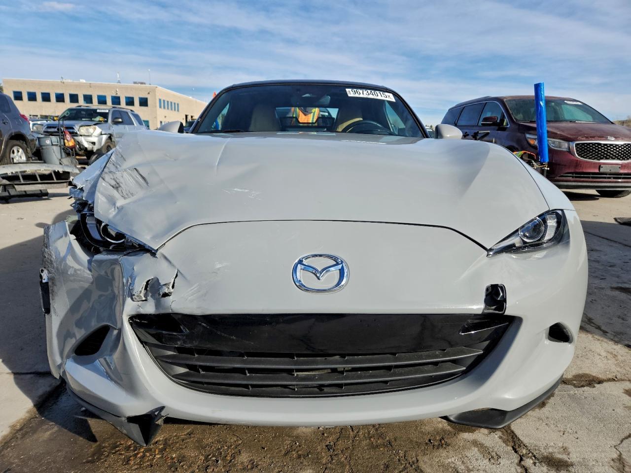 2024 MAZDA MX-5 Miata