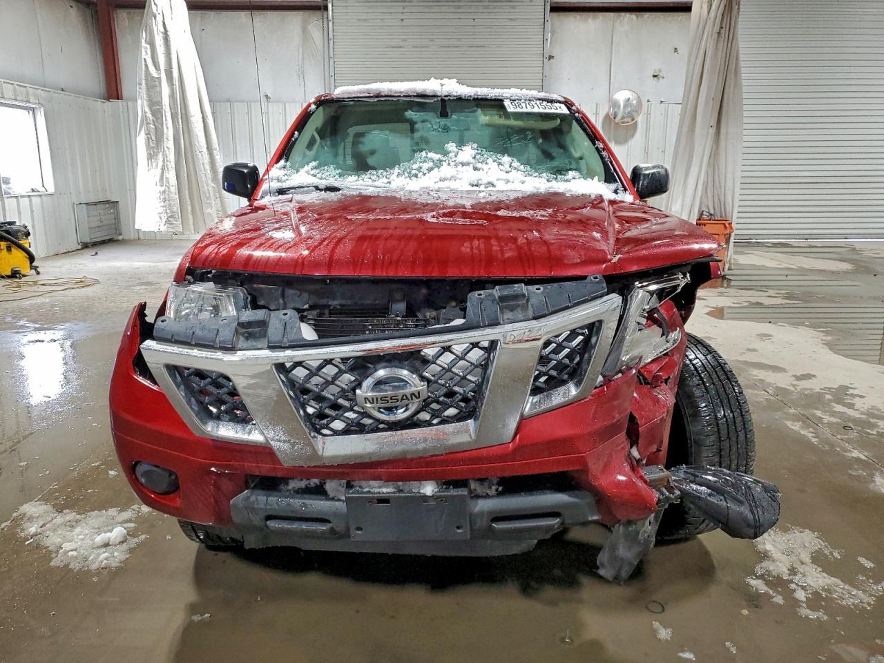 2015 NISSAN Frontier