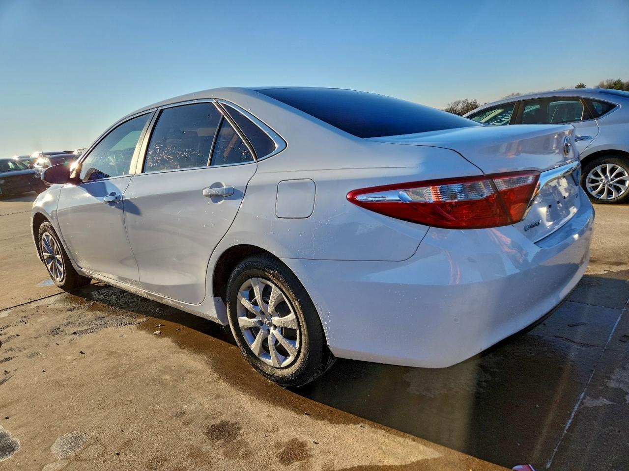 2016 TOYOTA CAMRY