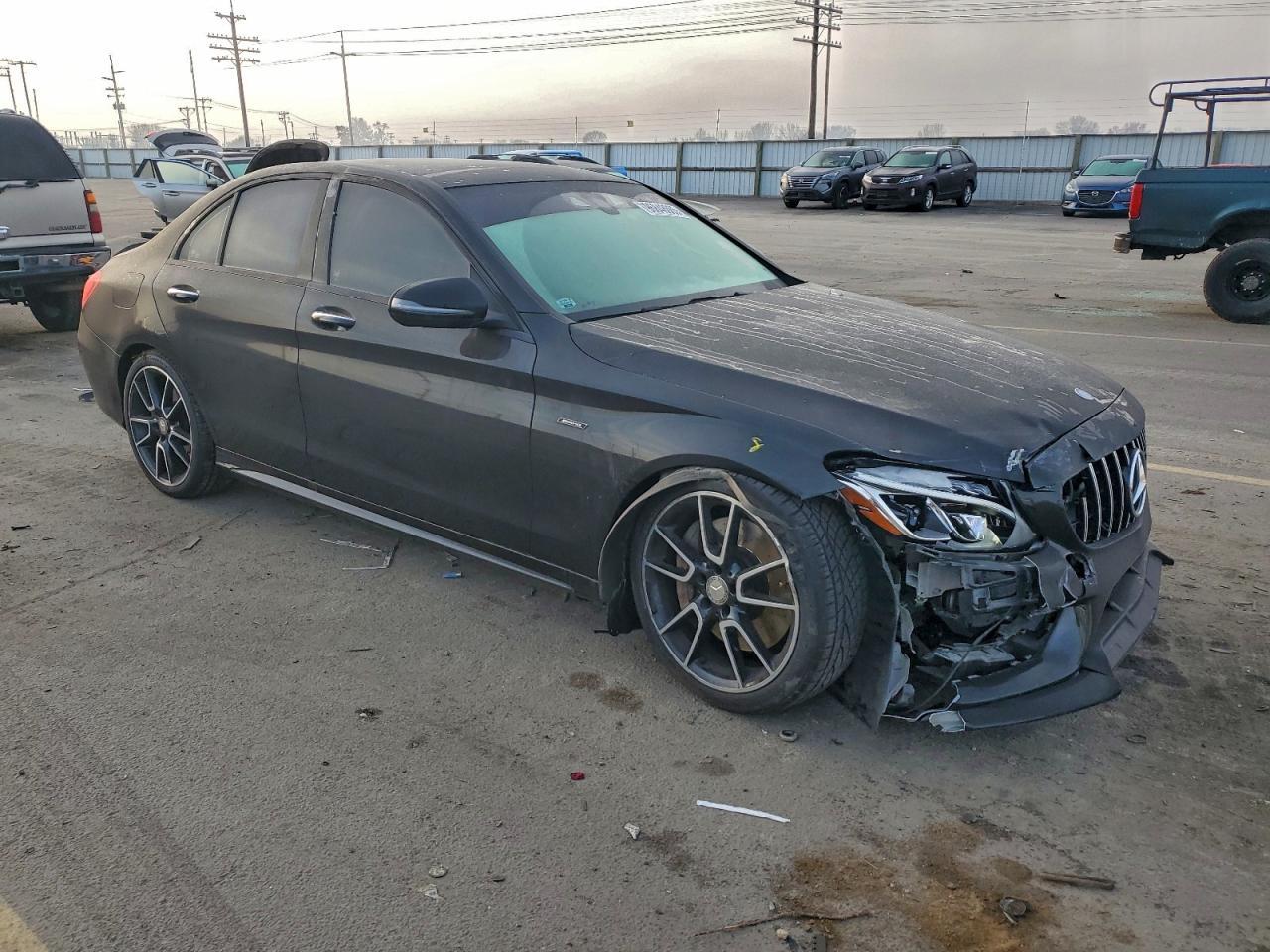 2016 MERCEDES-BENZ C-CLASS