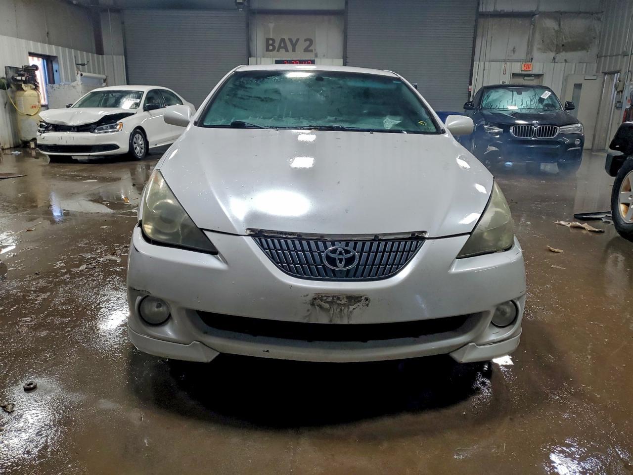2004 TOYOTA CAMRY