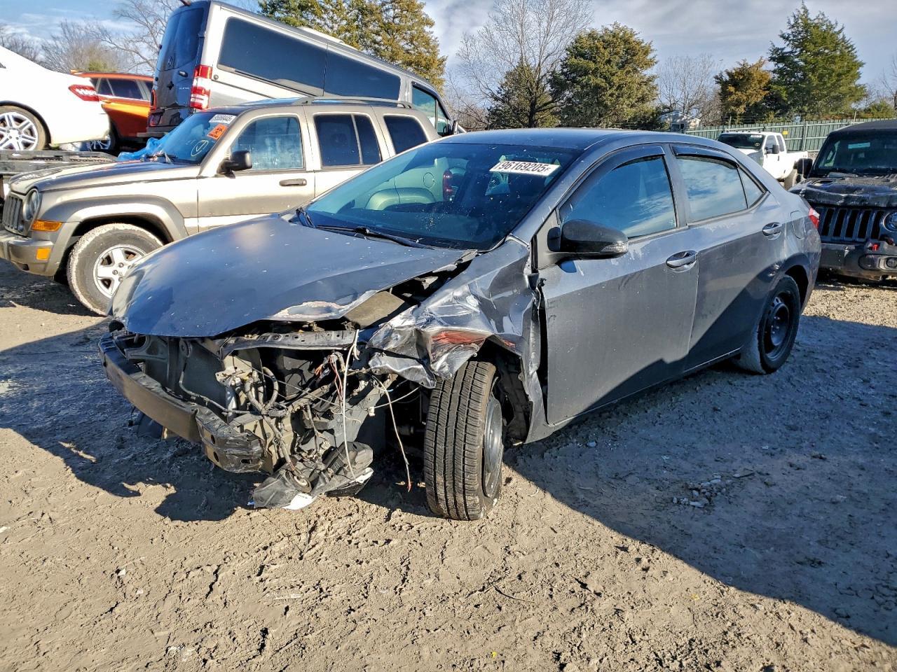 2015 TOYOTA COROLLA