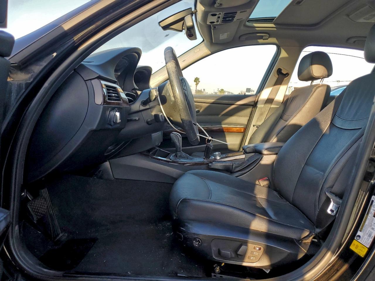 2011 BMW 3 SERIES