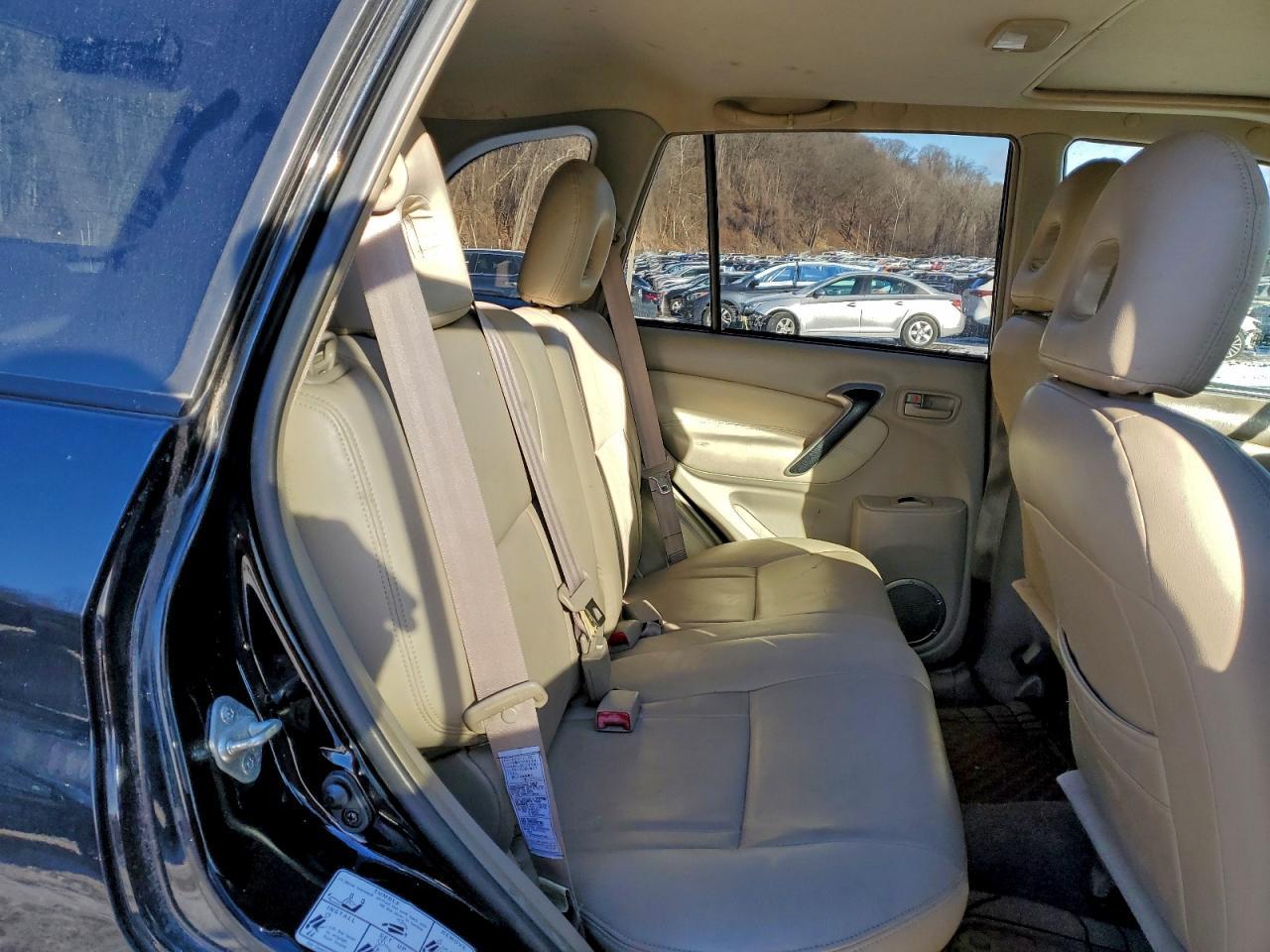2003 TOYOTA RAV4