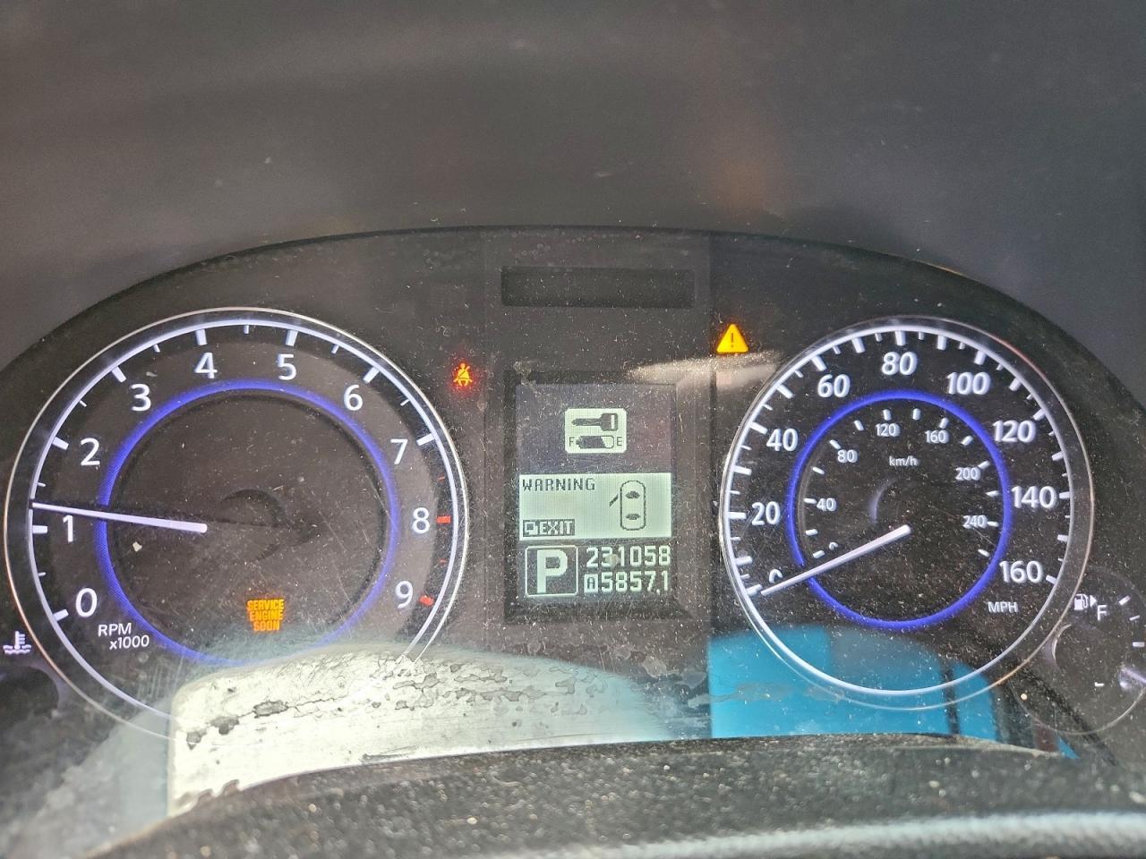 2011 INFINITI G37