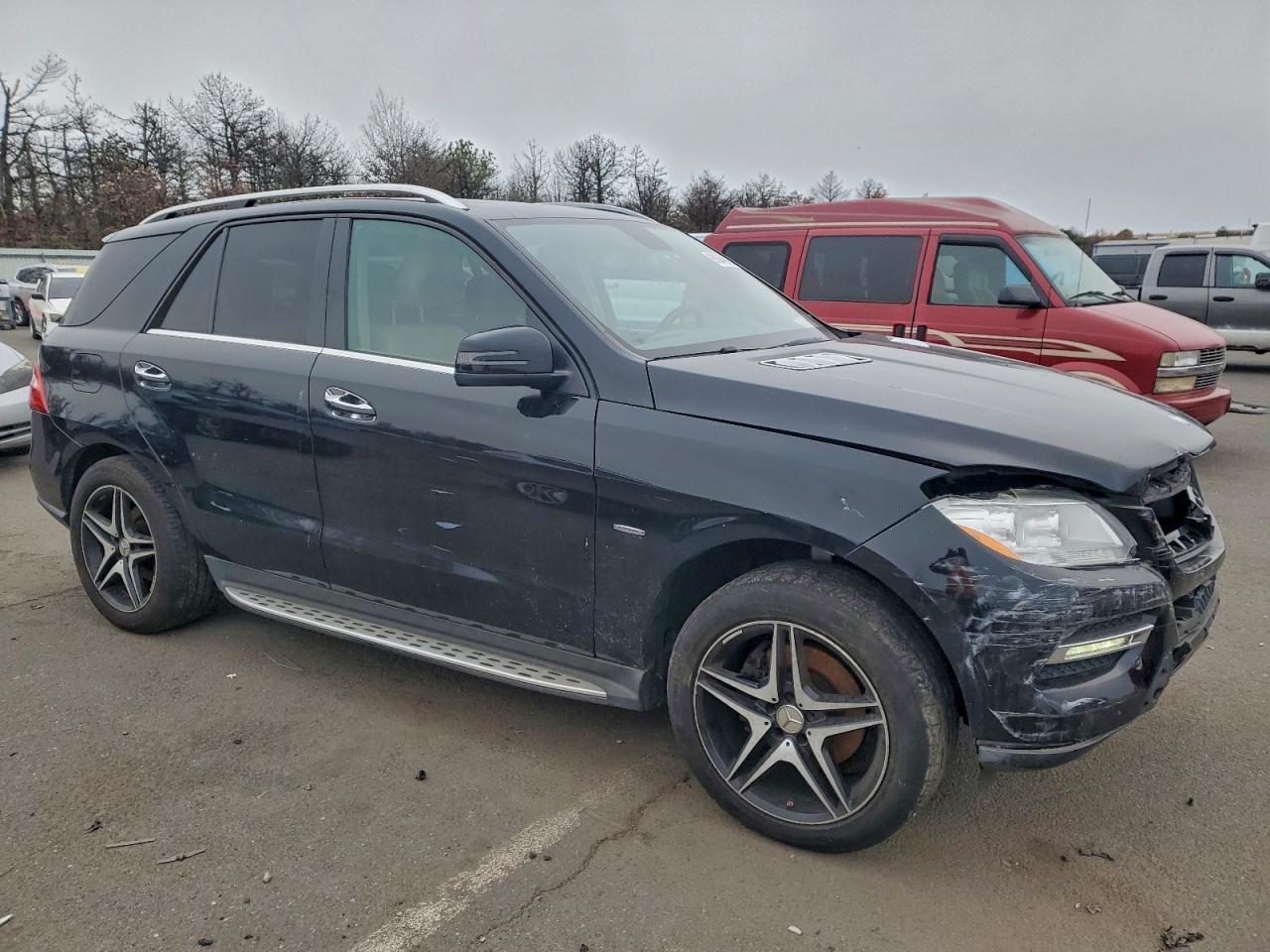 2012 MERCEDES-BENZ ML-Class