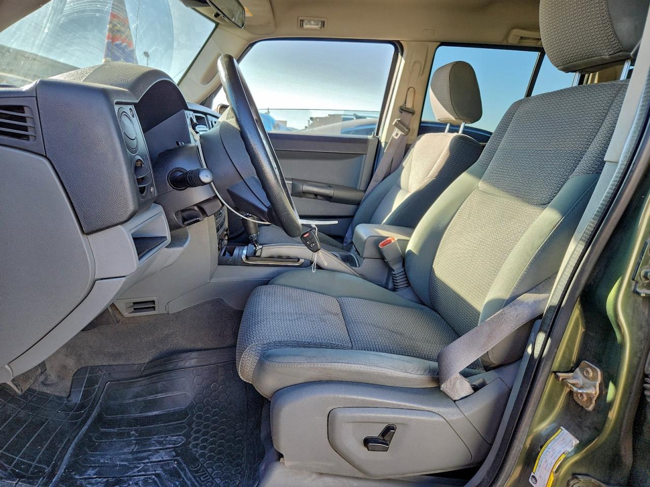 2007 JEEP Commander