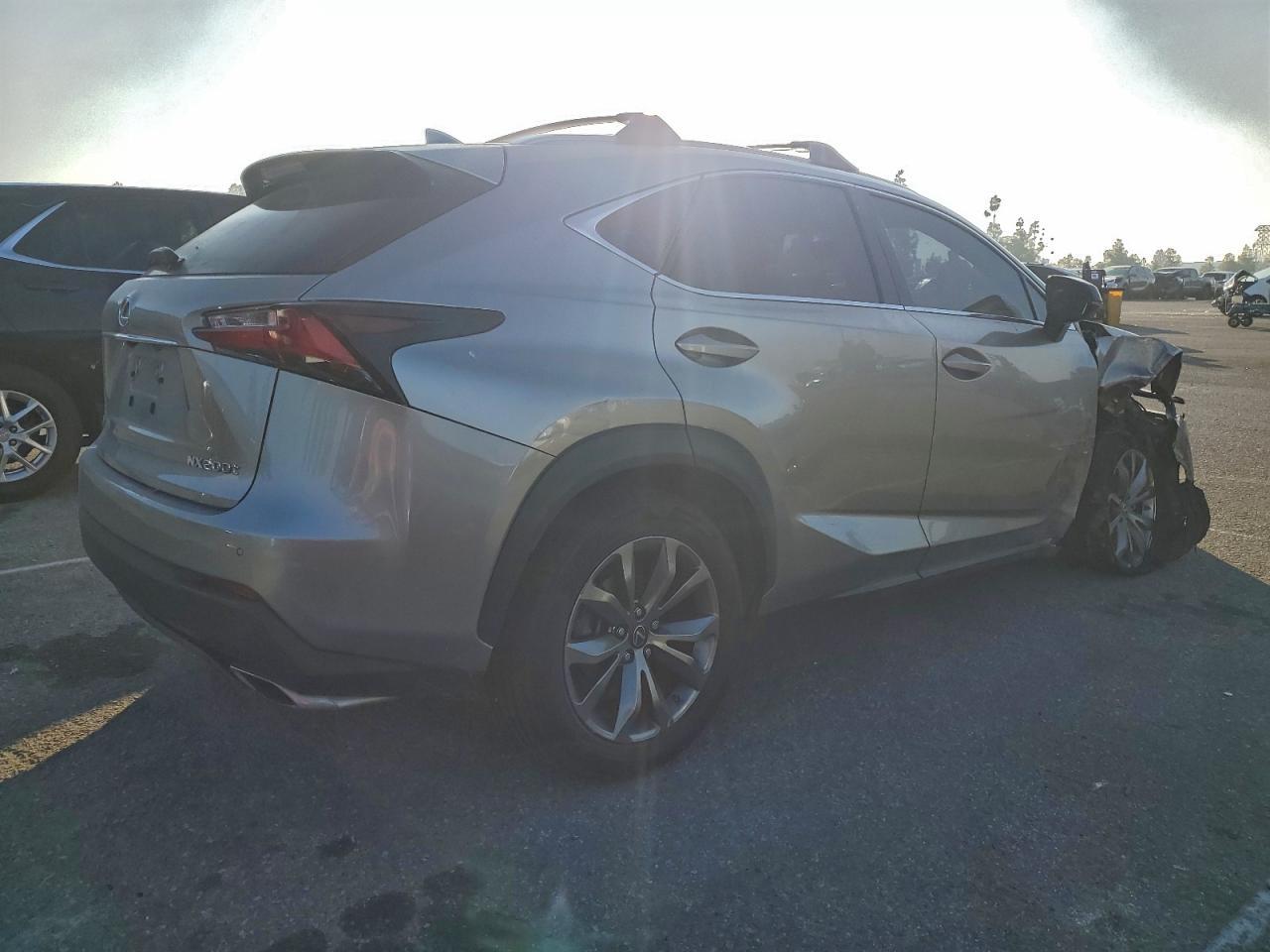 2016 LEXUS NX 200T