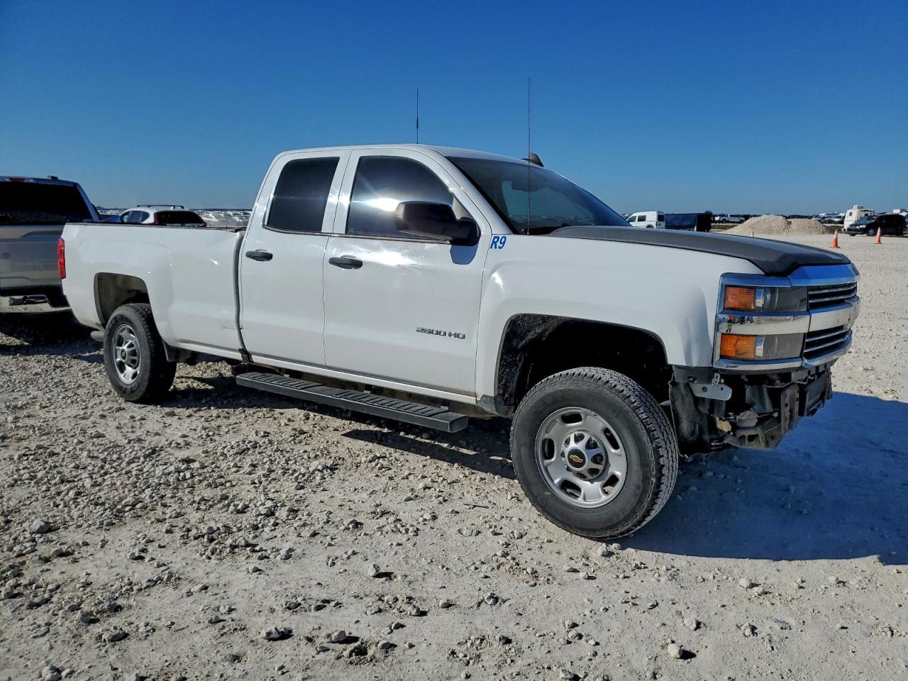 2016 CHEVROLET Silverado 2500