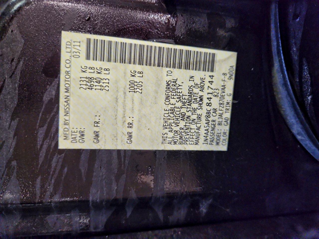 2011 NISSAN Maxima