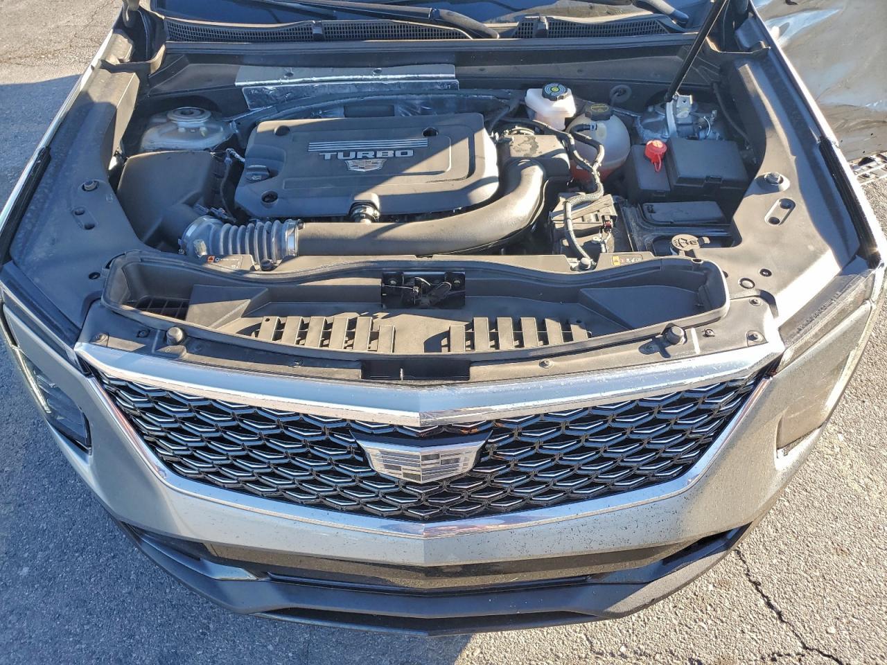 2025 CADILLAC XT4