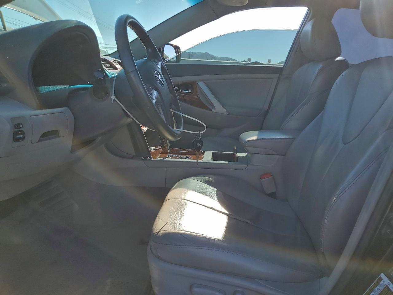 2009 TOYOTA CAMRY