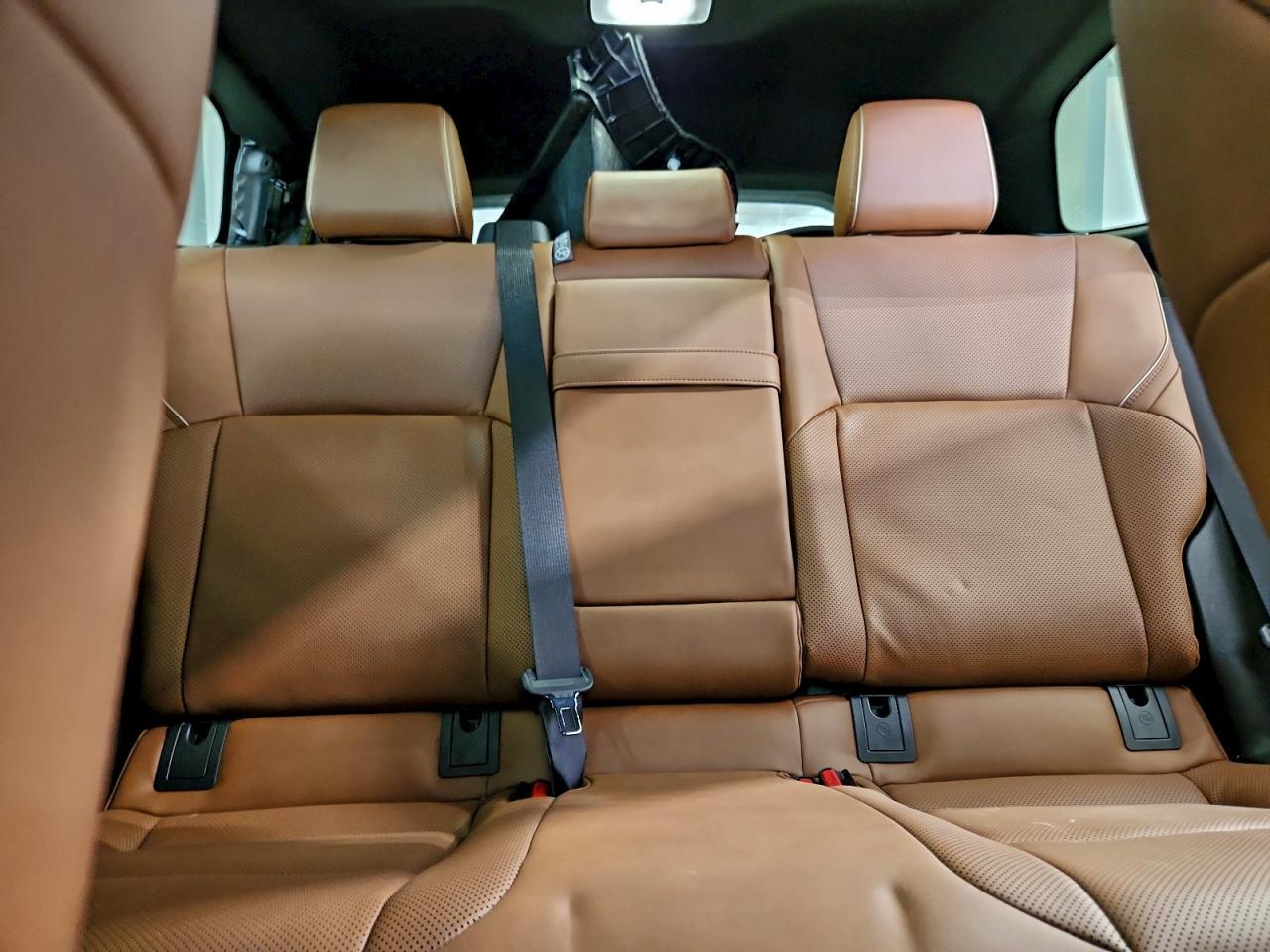 2025 TOYOTA Crown