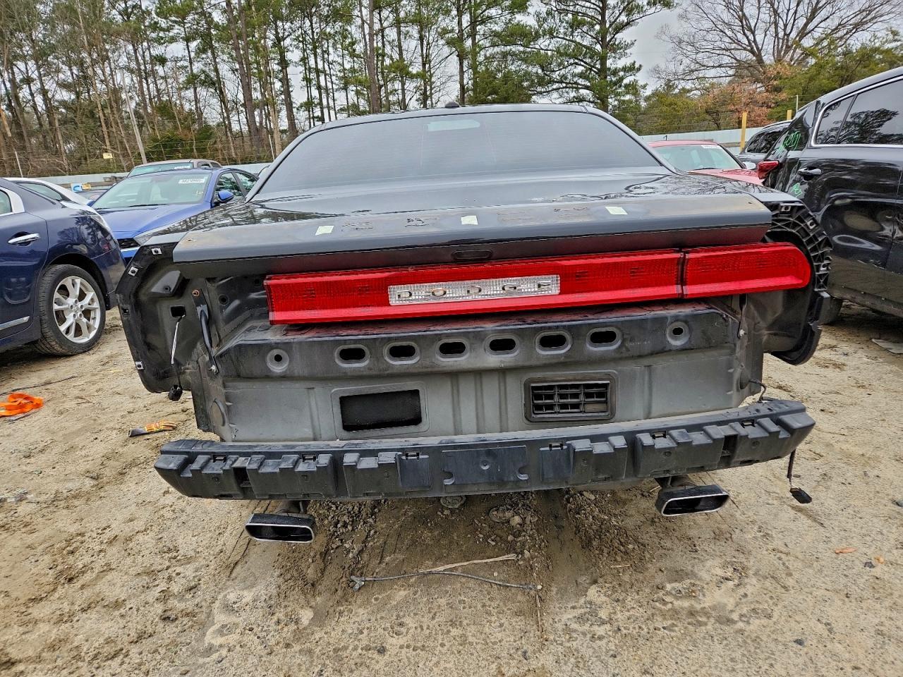 2012 DODGE Challenger
