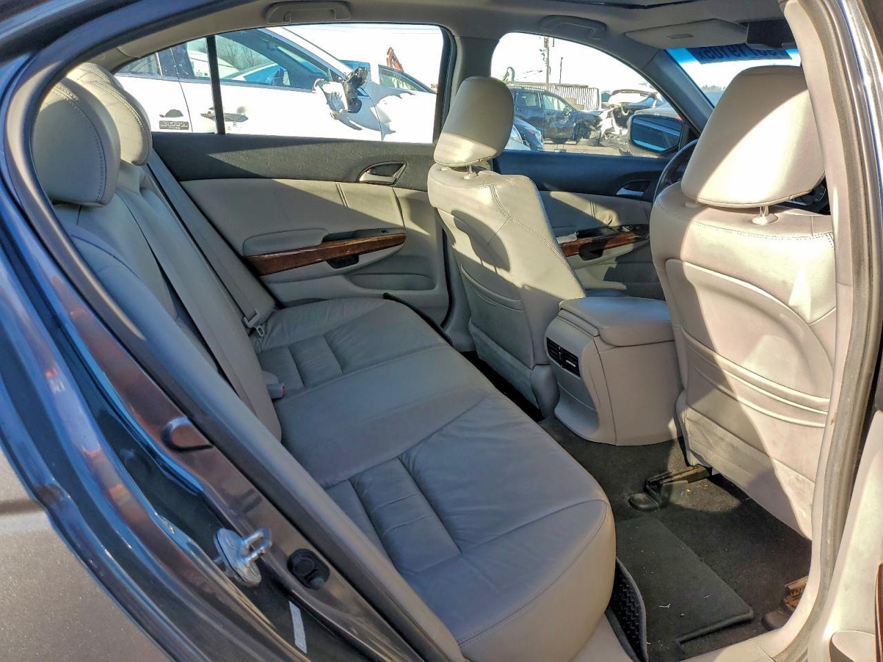 2011 HONDA ACCORD