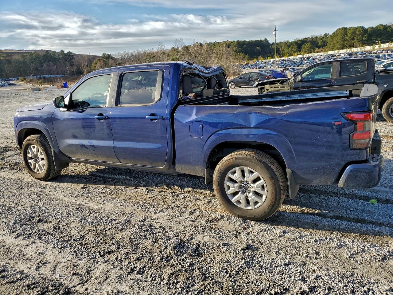 2023 NISSAN Frontier