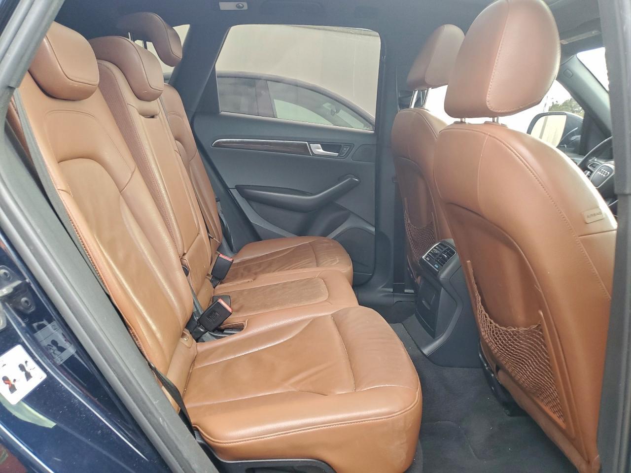 2010 AUDI Q5