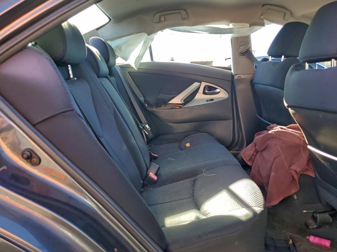 2010 TOYOTA CAMRY