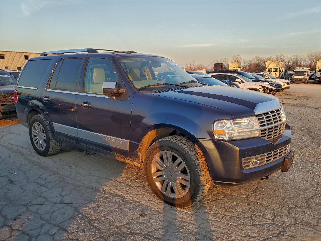 2013 LINCOLN Navigator