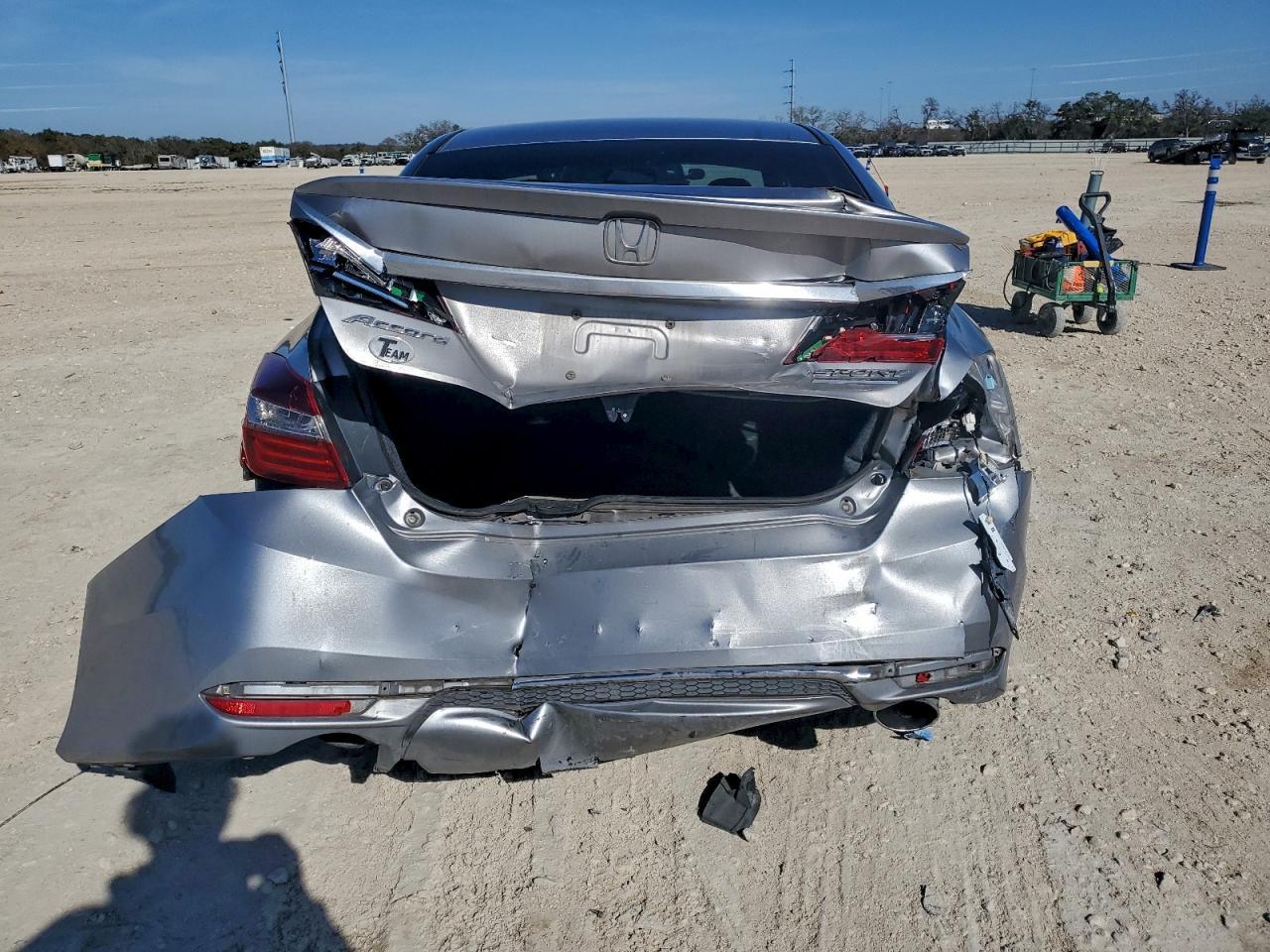 2017 HONDA ACCORD