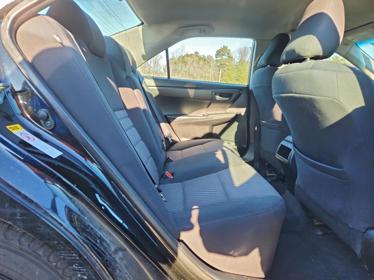 2016 TOYOTA CAMRY