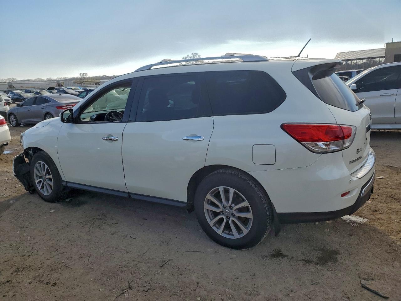 2015 NISSAN PATHFINDER