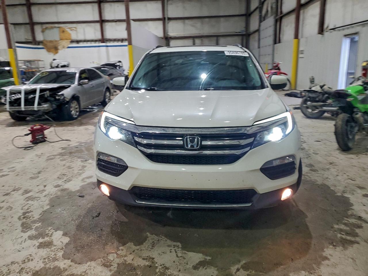 2017 HONDA PILOT