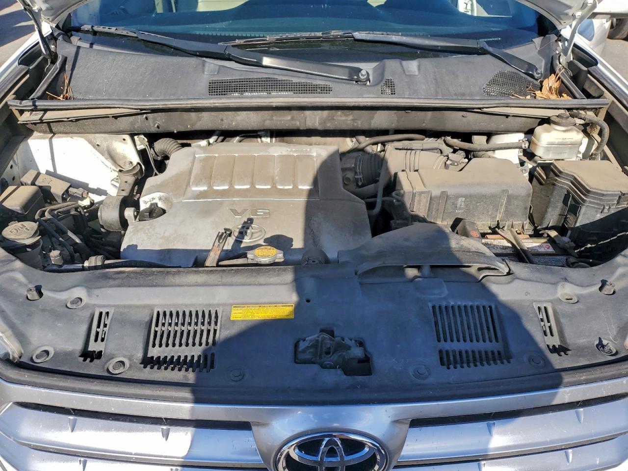 2012 TOYOTA HIGHLANDER