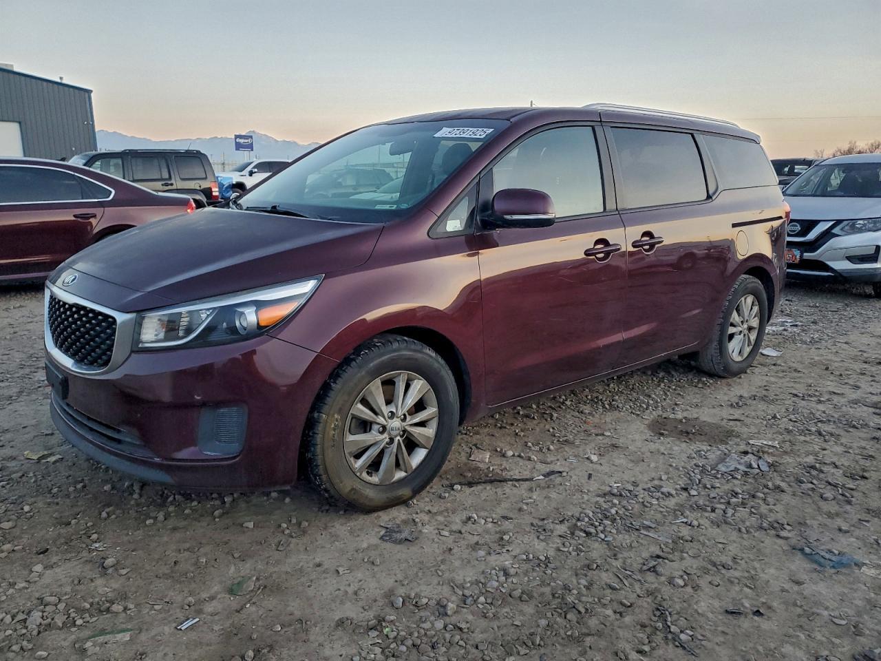 2017 KIA SEDONA