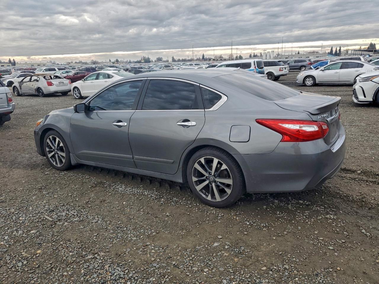 2016 NISSAN ALTIMA