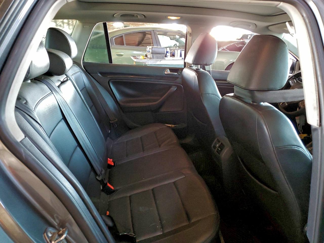 2012 VOLKSWAGEN JETTA