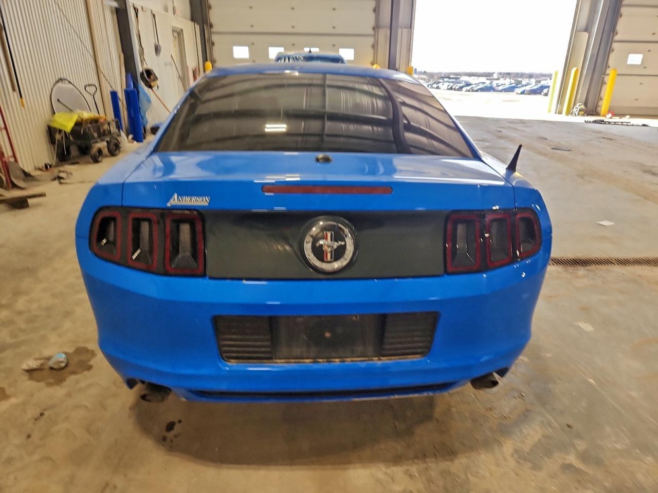 2013 FORD MUSTANG
