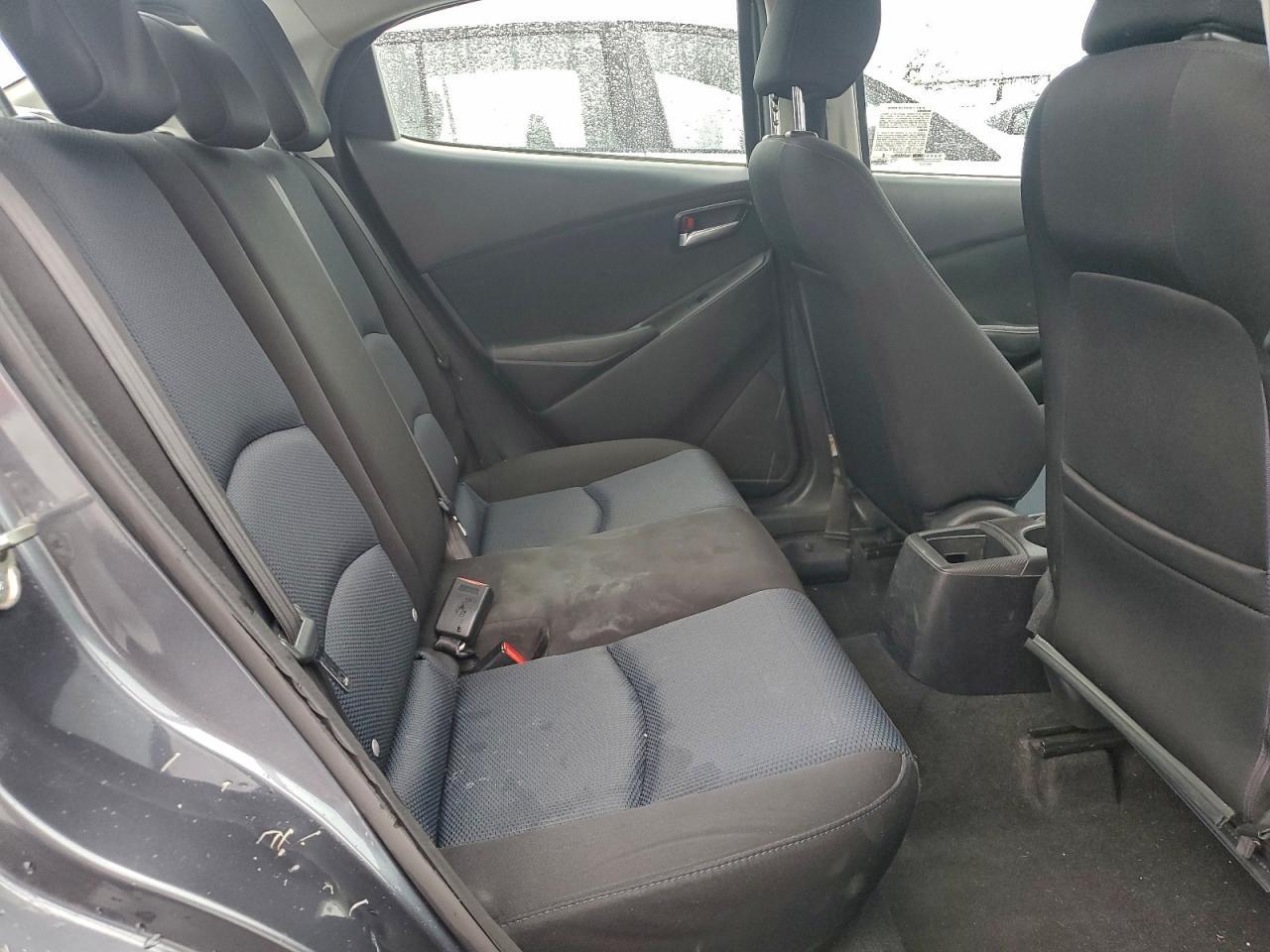 2017 TOYOTA YARIS