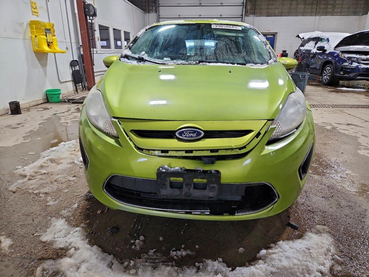 2011 FORD Fiesta