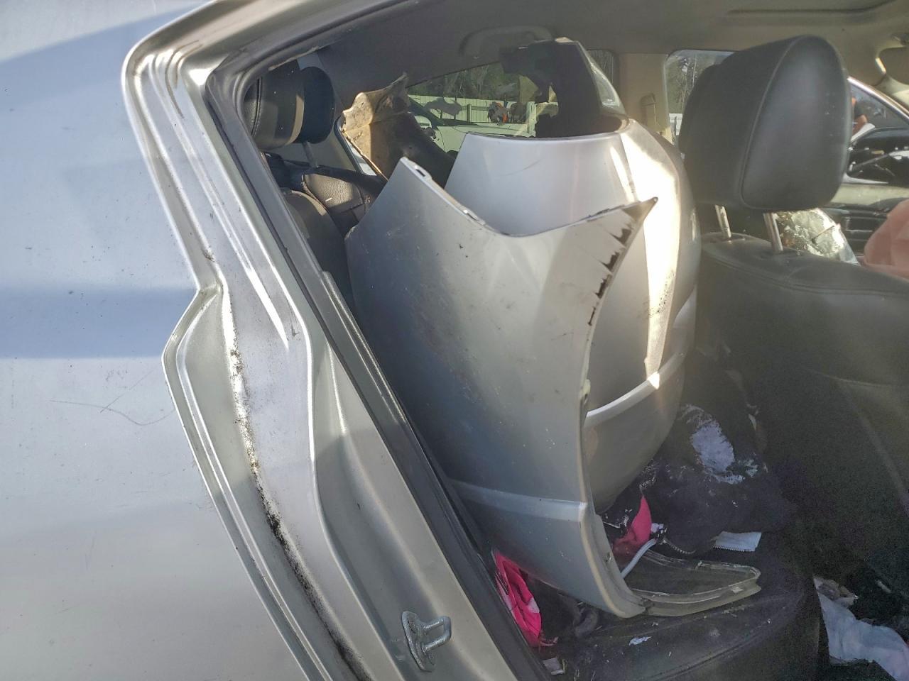 2006 MAZDA 3