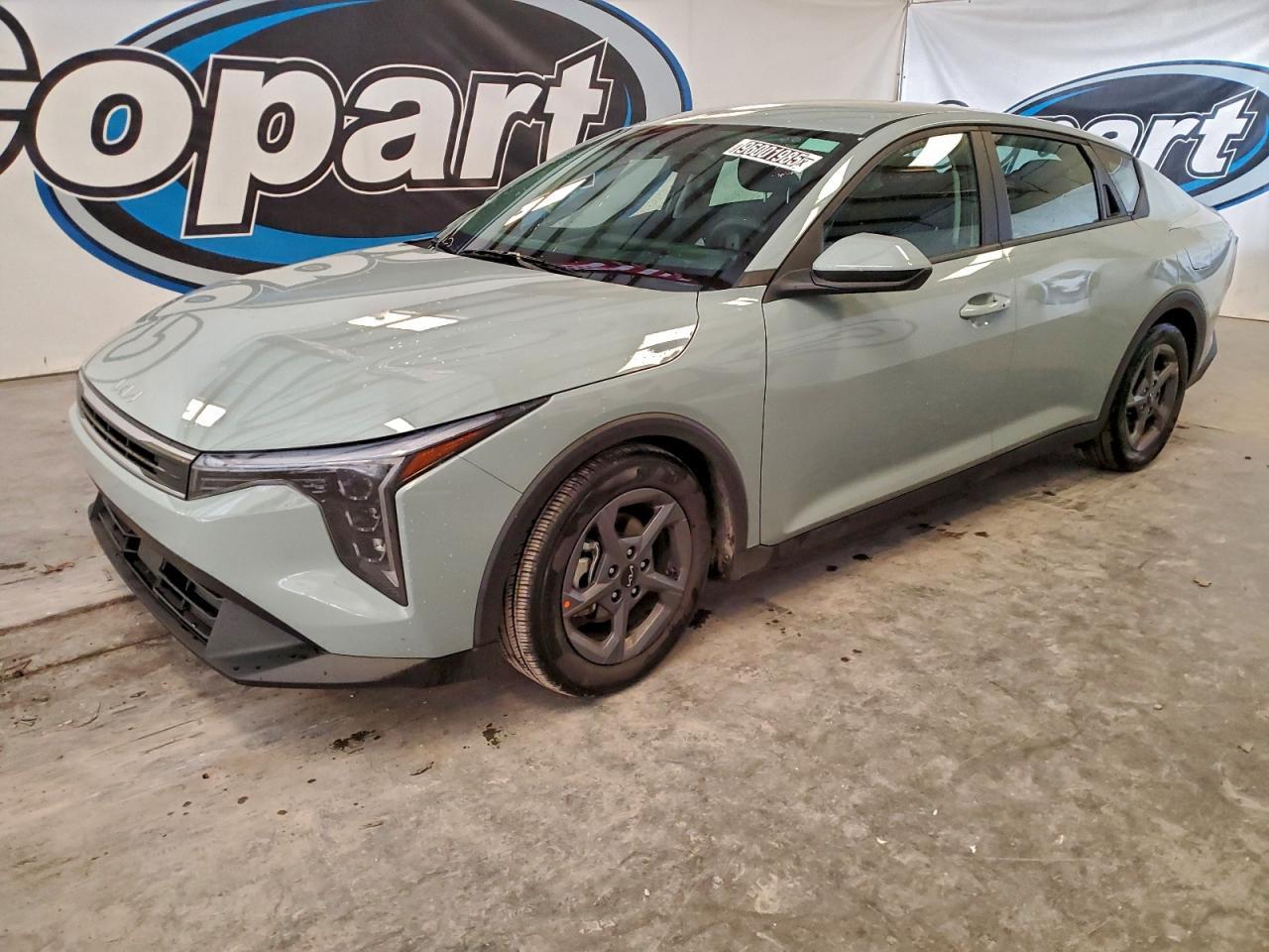 2025 KIA K4