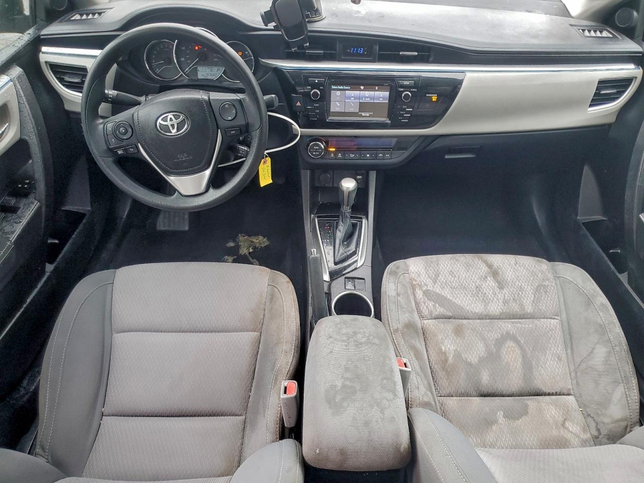 2015 TOYOTA COROLLA