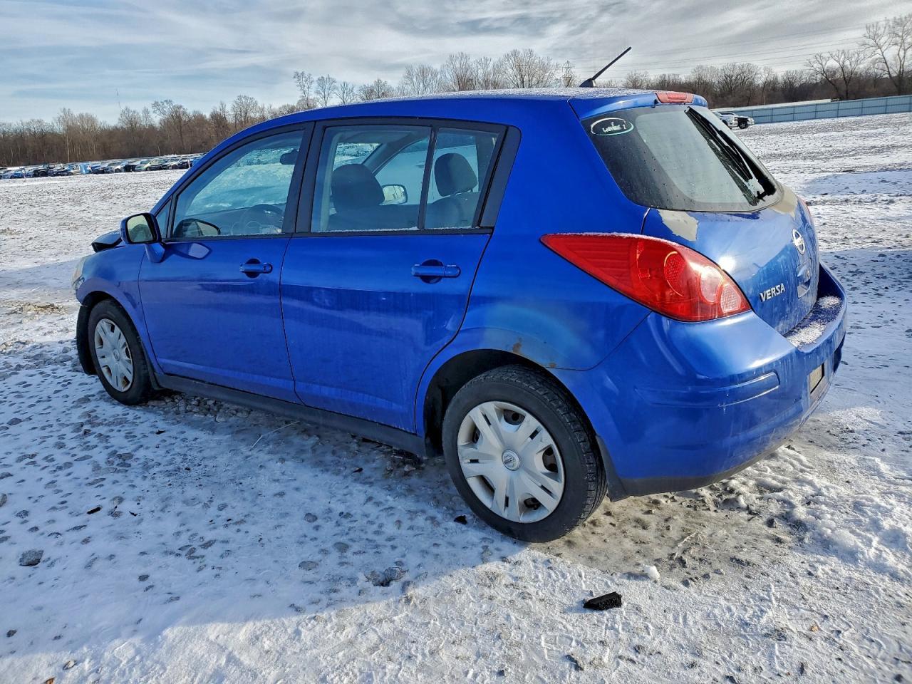 2010 NISSAN VERSA