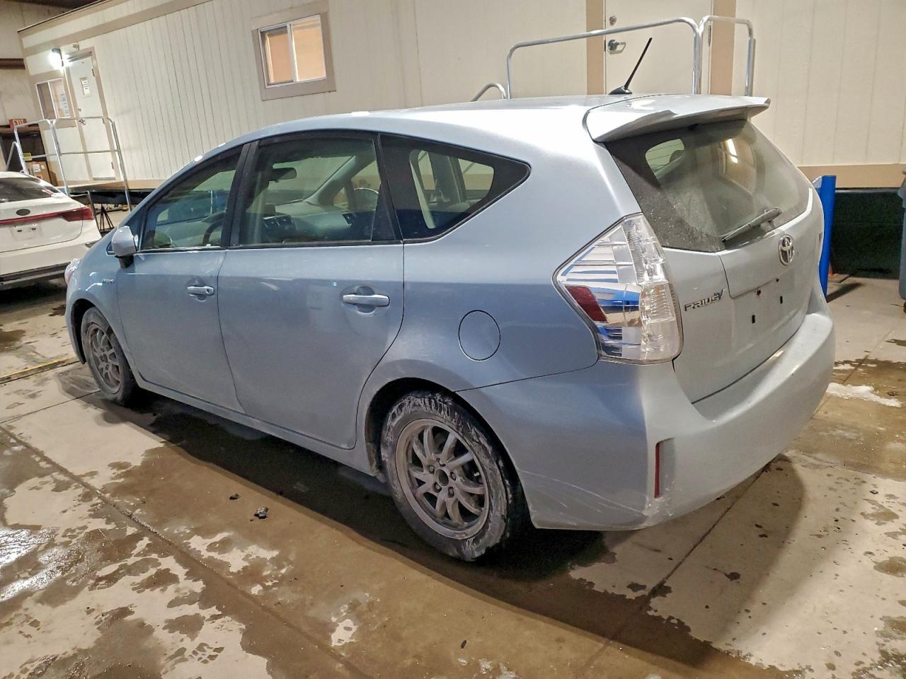 2012 TOYOTA PRIUS V